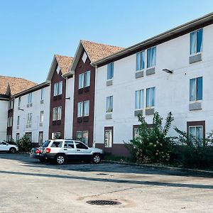 Kings Inn By Oyo Calumet Park I-57